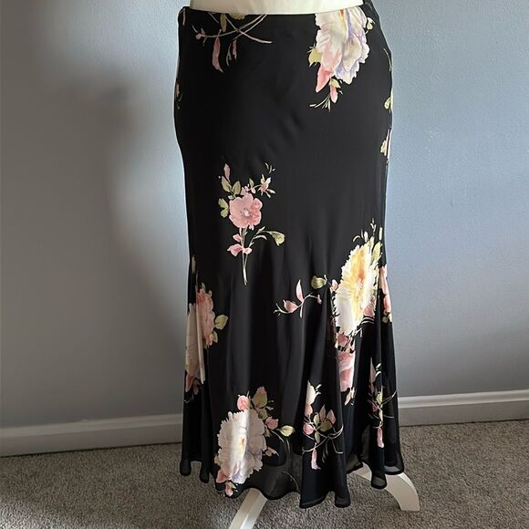 Chaps by Ralph Lauren Skirt! - Picture 3 of 7